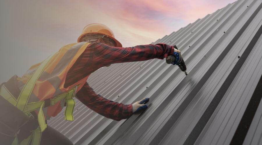 Expert Emergency Roof Repairs services in Bloomington, WI